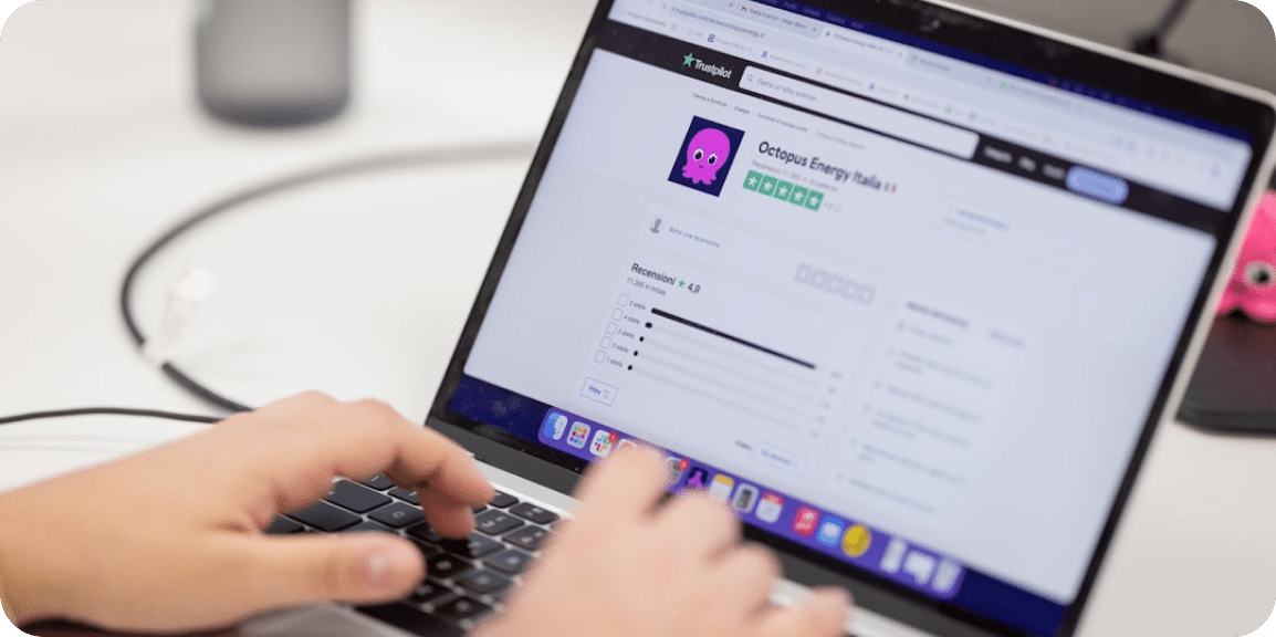 Interface de l'application Local SEO pour centraliser les avis clients et contrôler la réputation numérique de vos établissements.